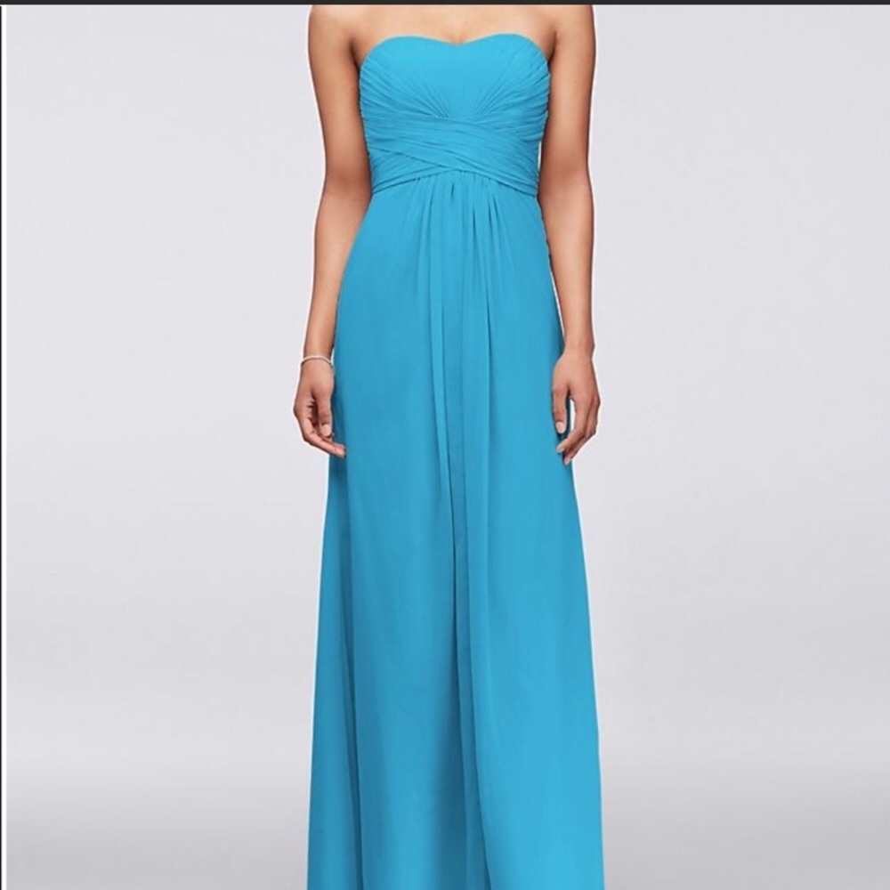 David’s Bridal bridesmaid dress in Malibu F15555